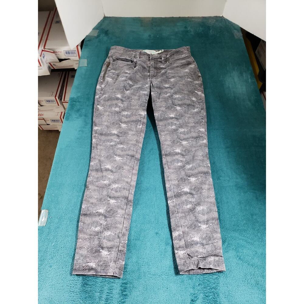 Aventura Jeans Size 28 Womens Gray Pants Stretch Animal Skin Camouflage Straight